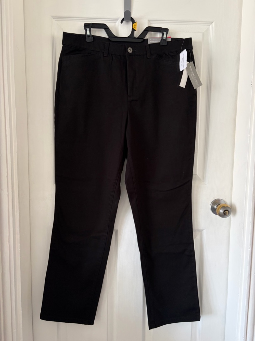 Black Women's Straight-Leg Pants size 16